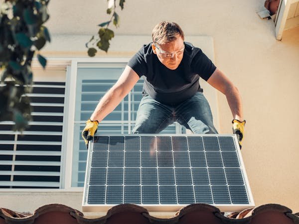 Investissez dans l'énergie solaire à Béziers : un choix intelligent